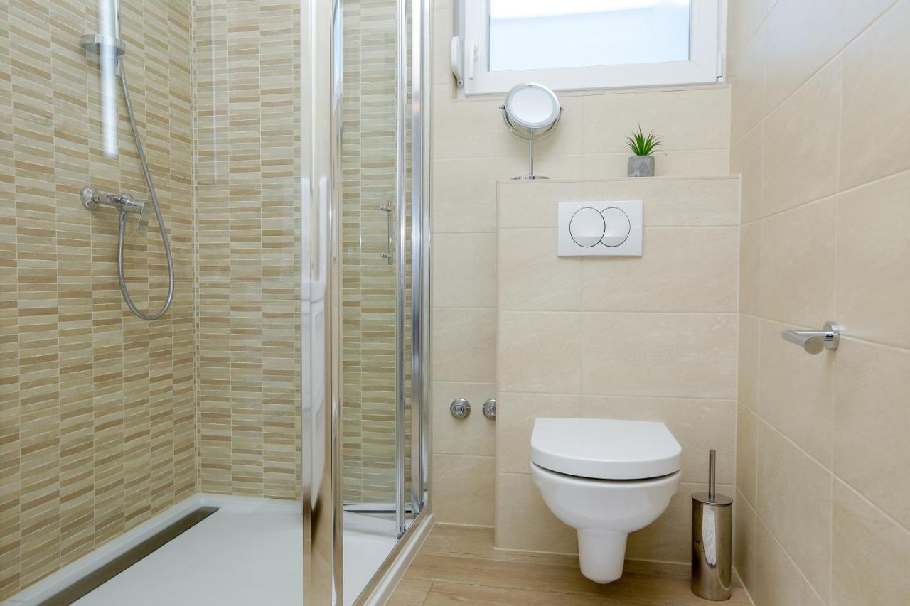 Villa Astoria Biograd Na Moru Dış mekan fotoğraf